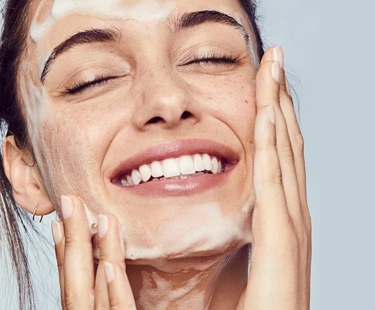 The Benefits of Cleansing Oil