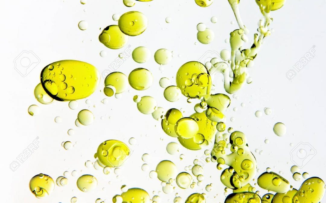 Why Your Skin Needs Oil and The Key to Keeping It Balanced